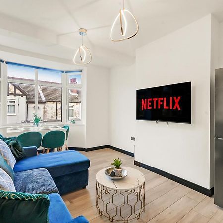 Ferienwohnung Stylish Yorkshire Gem - Sleeps 4 - Great Location Castleford Exterior foto