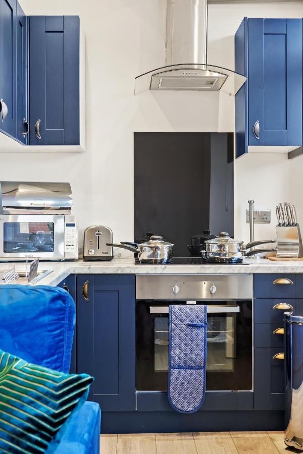Ferienwohnung Stylish Yorkshire Gem - Sleeps 4 - Great Location Castleford Exterior foto